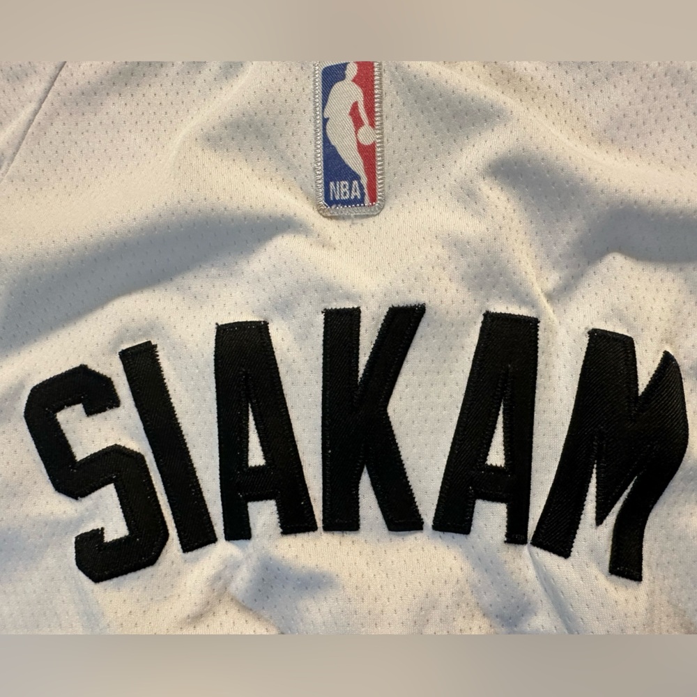 Nike men Toronto Raptors Pascal Siakam white swingman jersey sz 50 - Picture 5 of 8